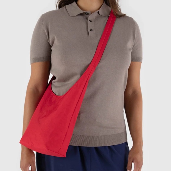 BAGGU Mini Sling Bag - Picture 2 of 10